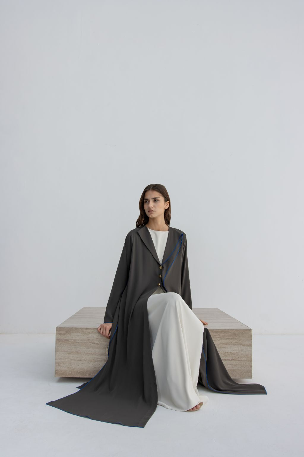 Traditional Emirati Attire: Heritage & Style | Selected Lines Blog