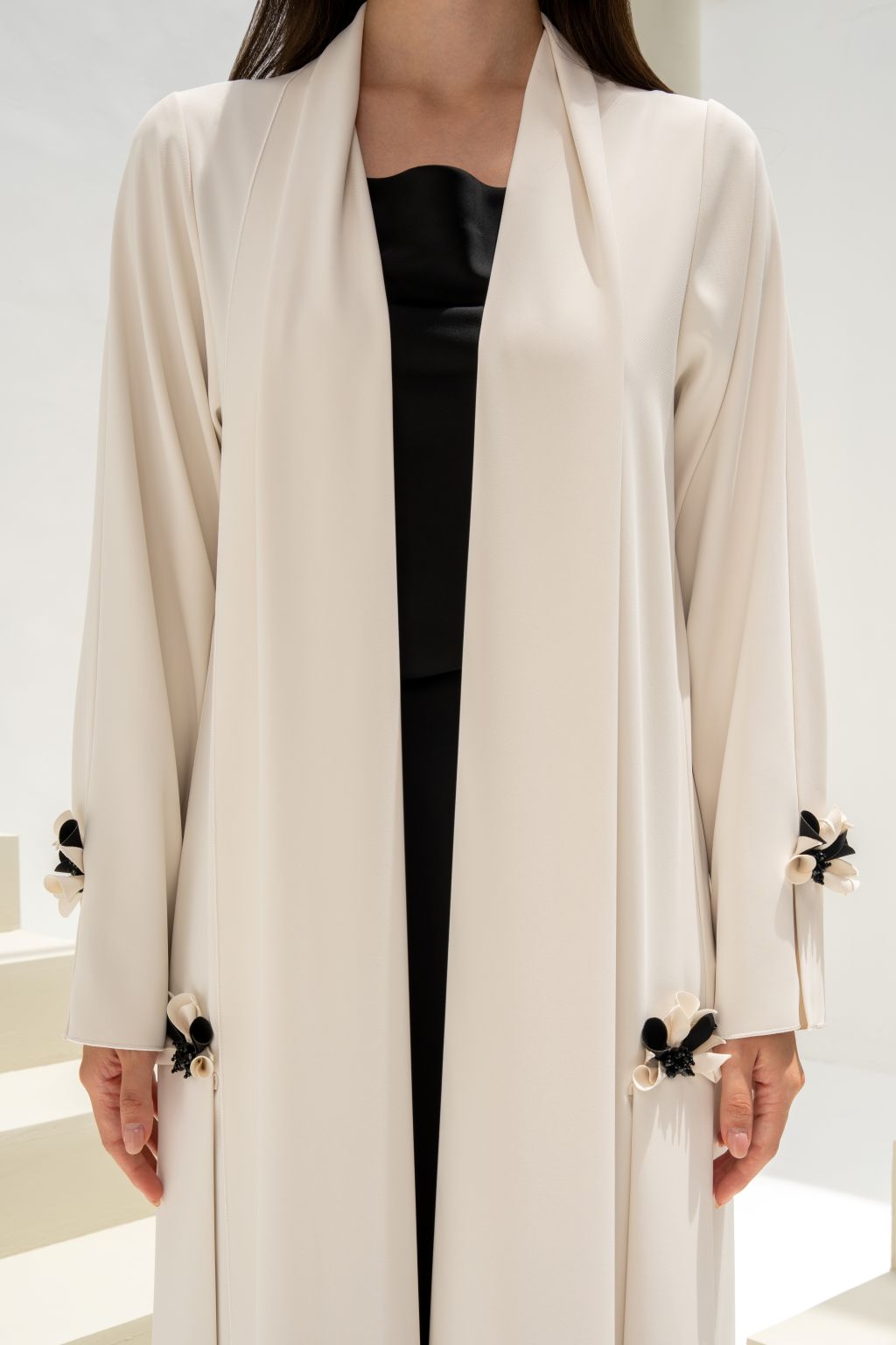 Elara Open abaya