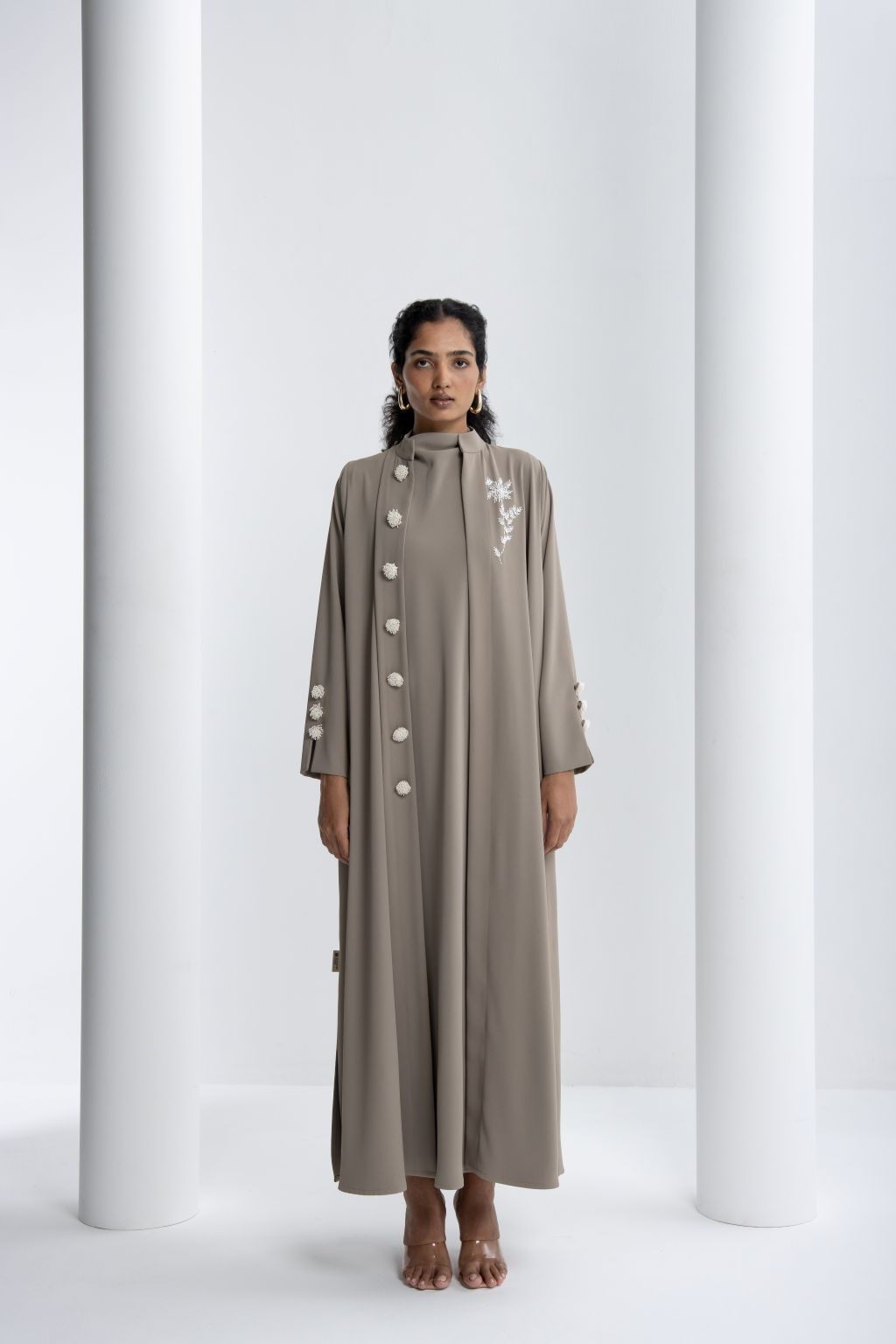 Sideleaf Pearl Abaya