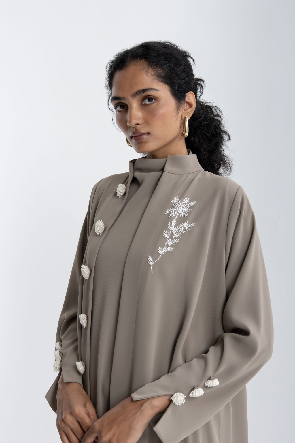 Sideleaf Pearl Abaya