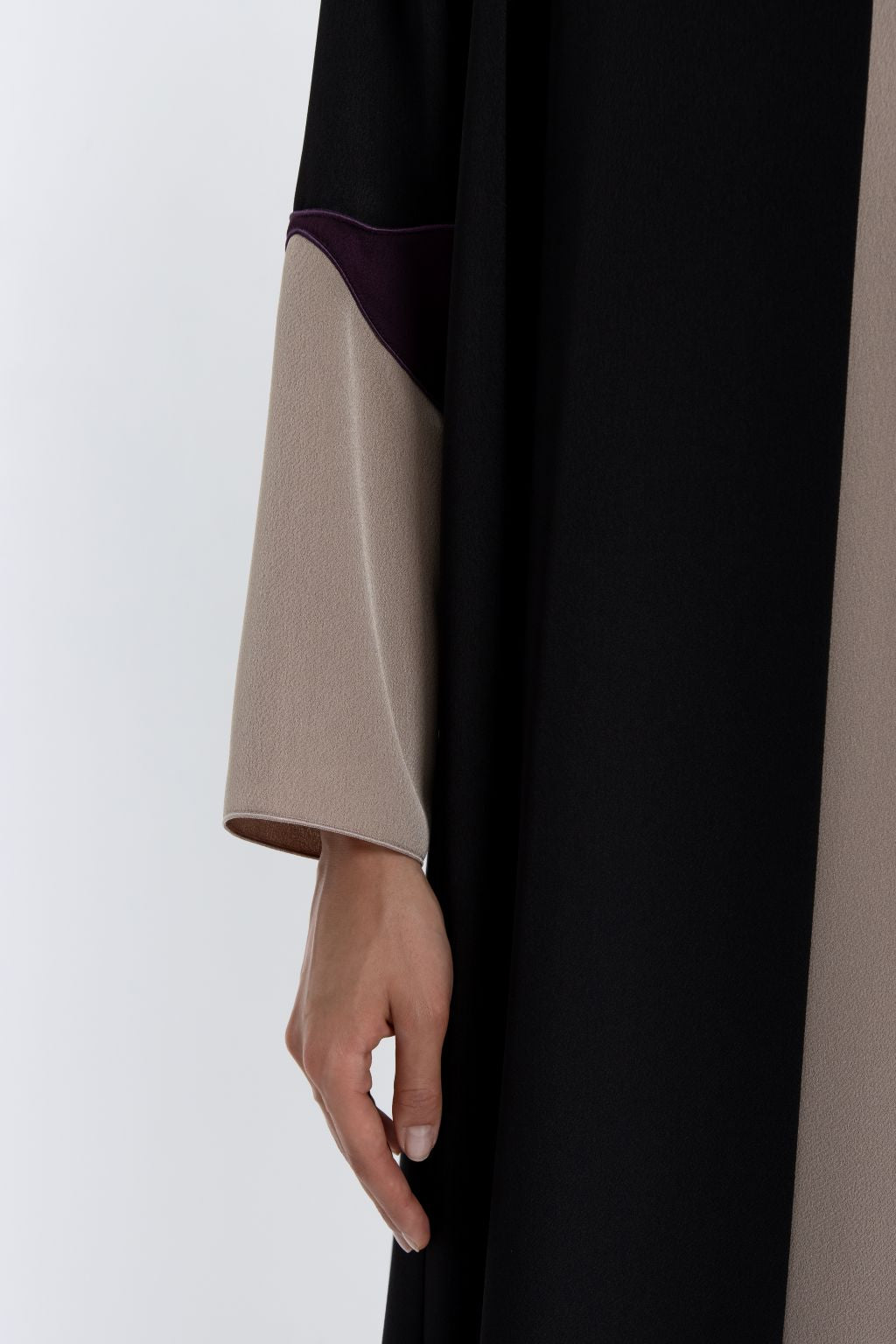 Elegant Selected Lines high quality abaya for special occasions featuring stylish color block design