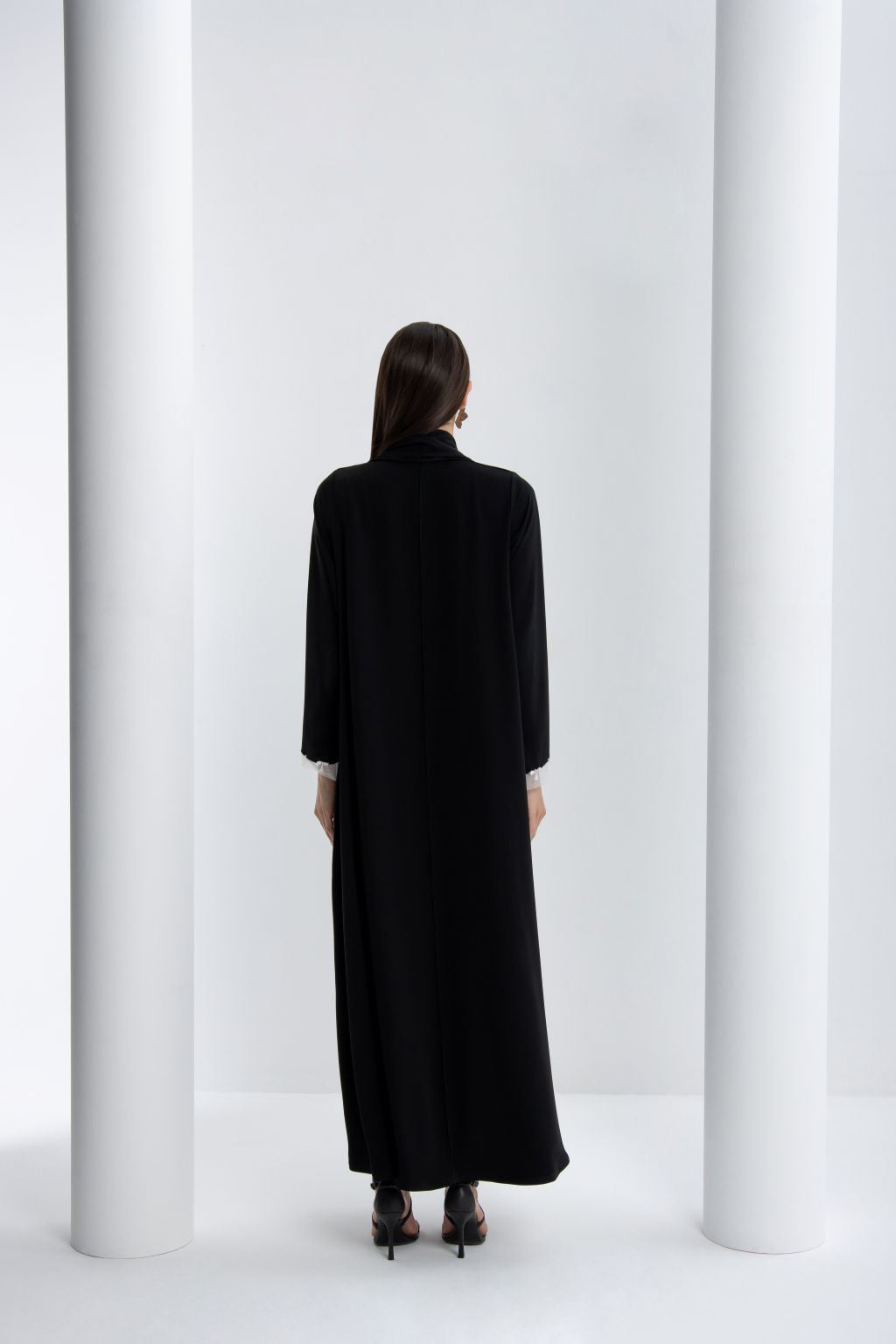 Elegant luxury black abaya for women with a sleek silhouette, perfect for formal occasions