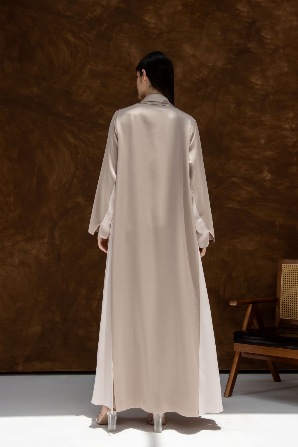 Back view of luxury Duo Dunes abaya for women in soft beige satin fabric by Selected Lines