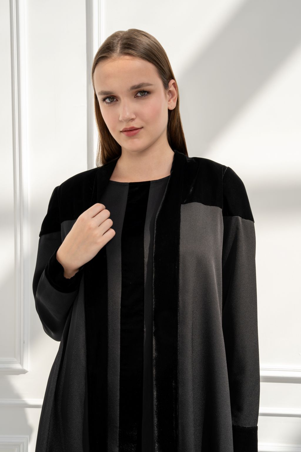 Selected Lines luxury velvet abaya in black and gray with a chic two-tone design and elegant details