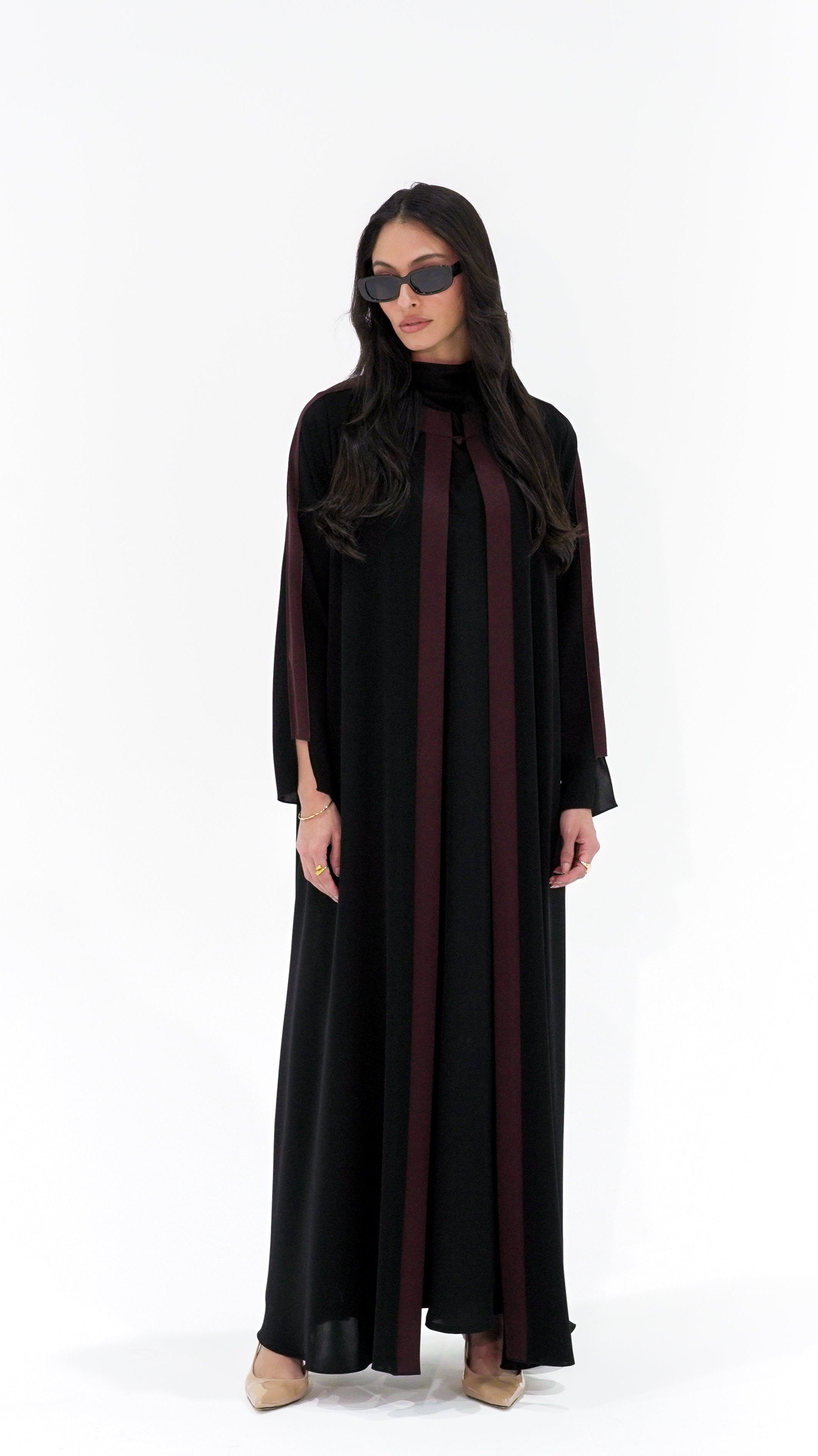 Elegant Two Shades Abaya in black and burgundy with a flowing design for stylish comfort