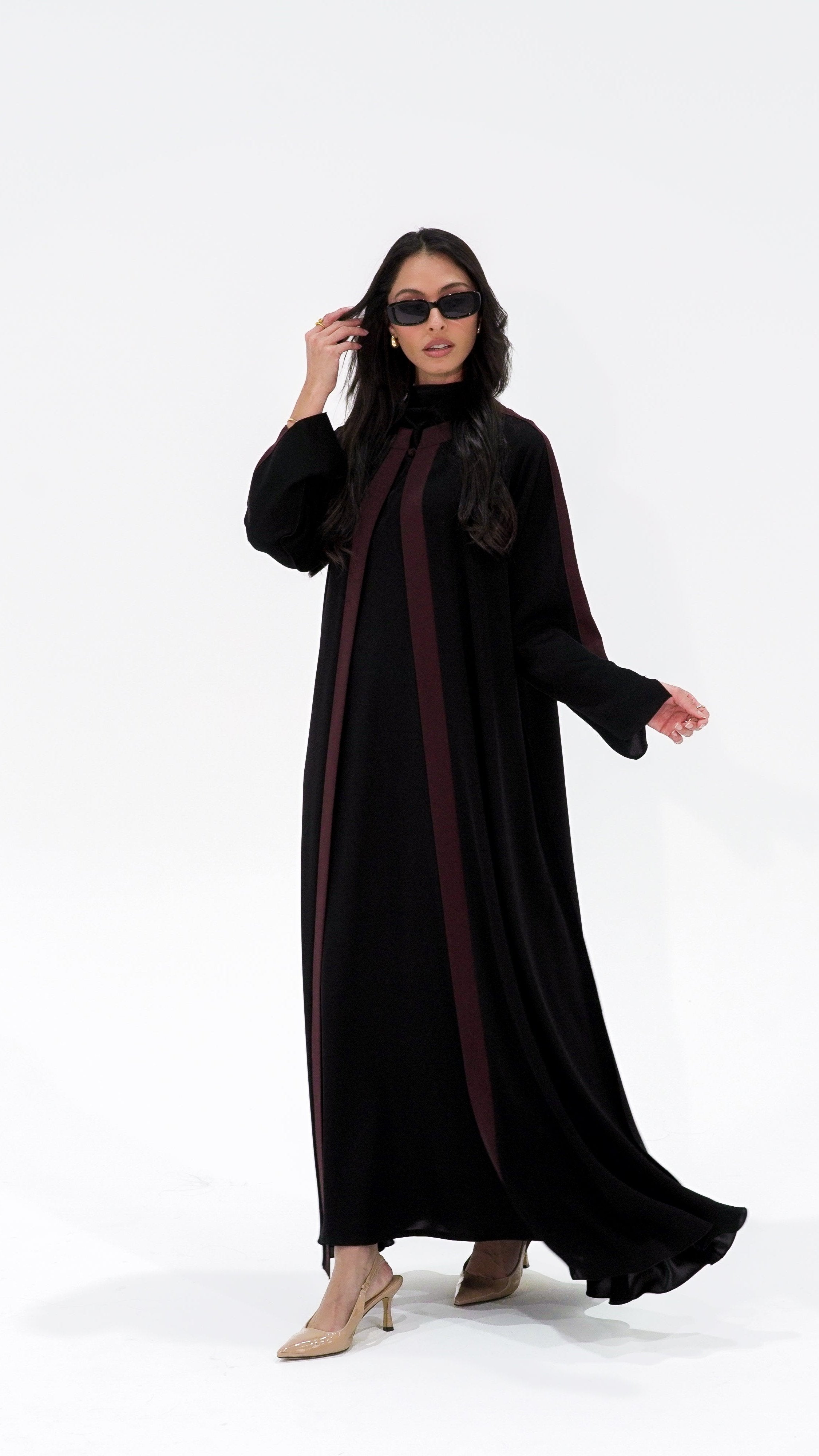 Elegant Two Shades Abaya in black with maroon stripes for sophisticated style
