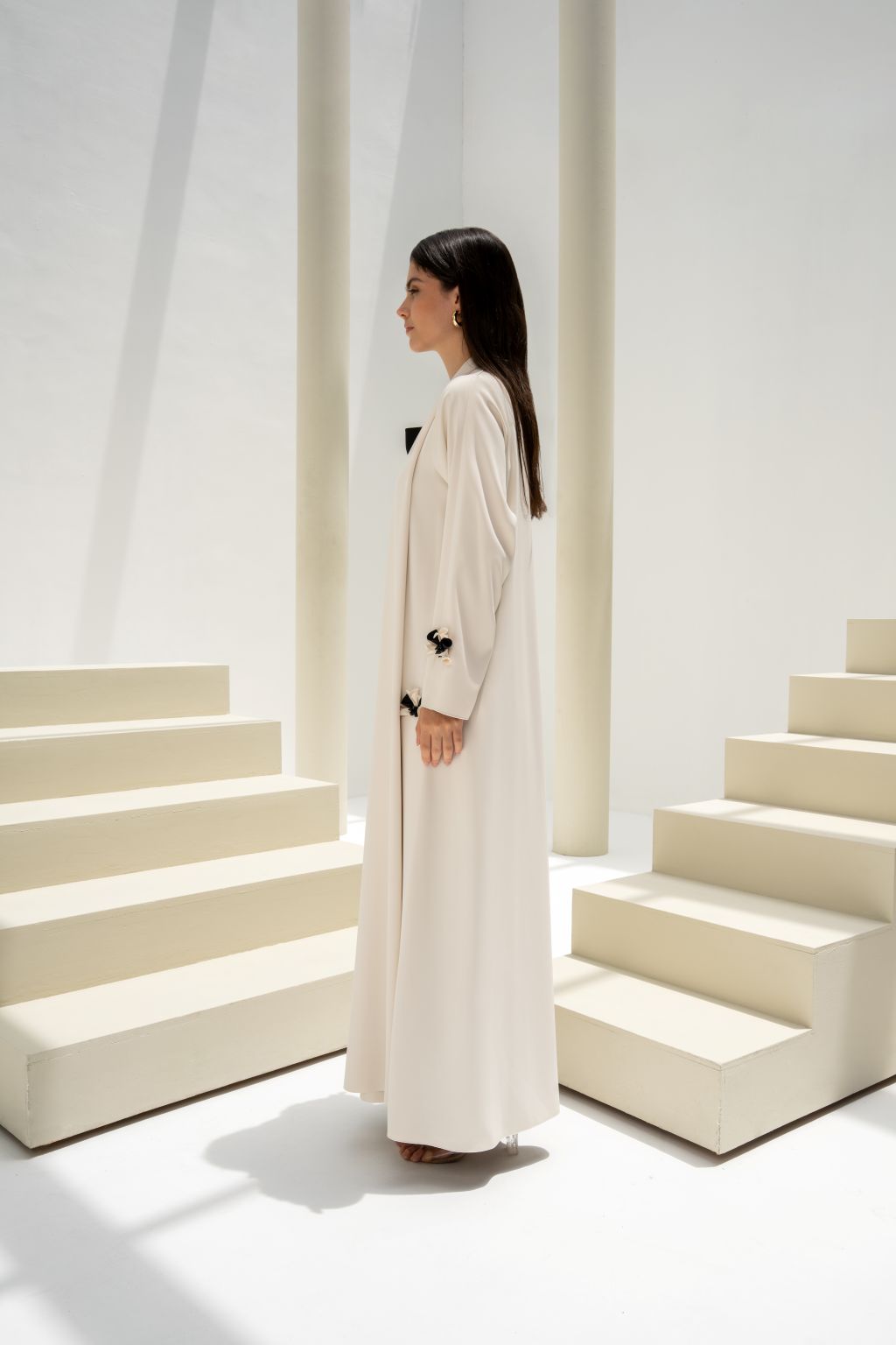 Elara Open abaya