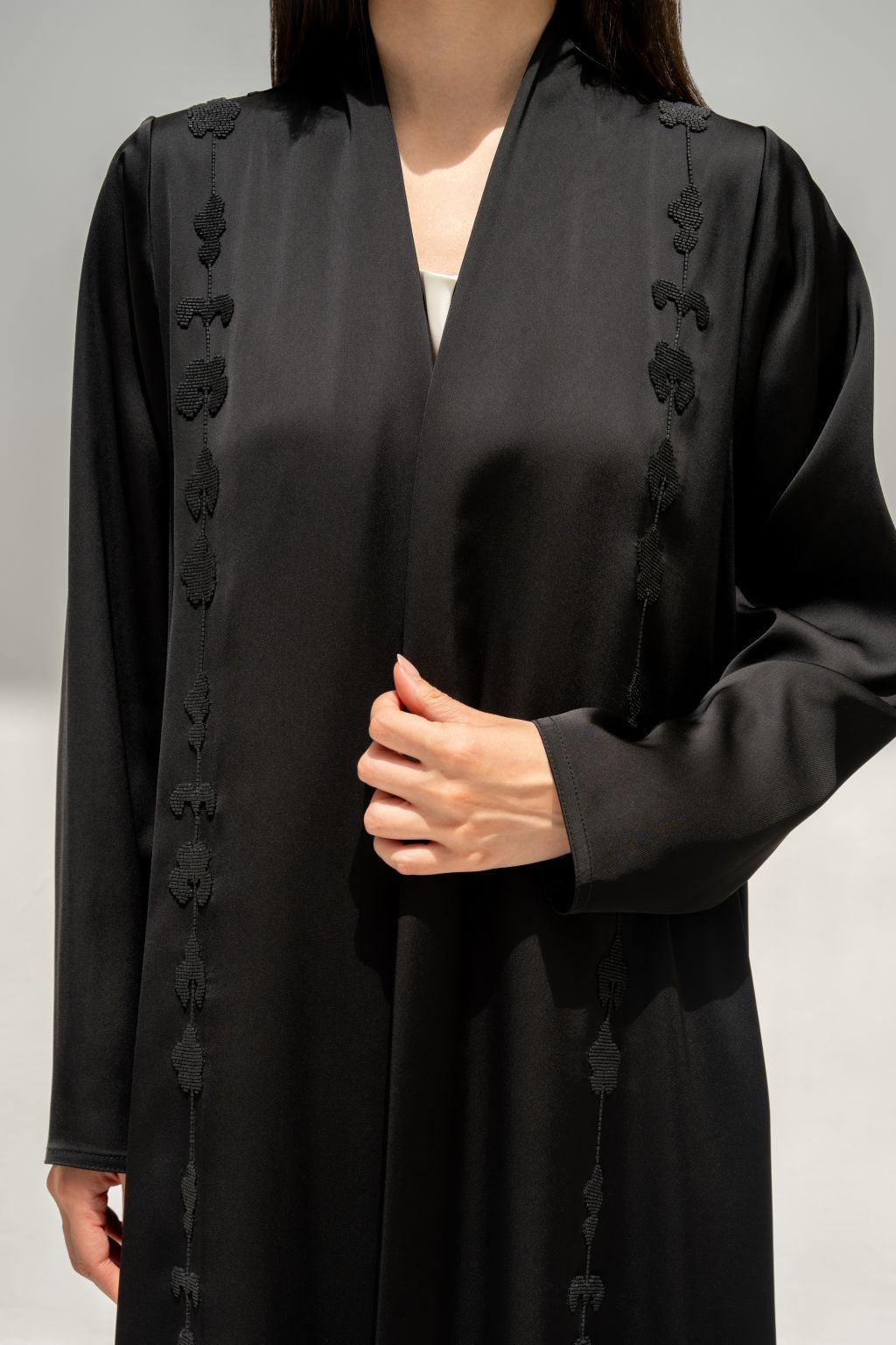 The Raven Abaya