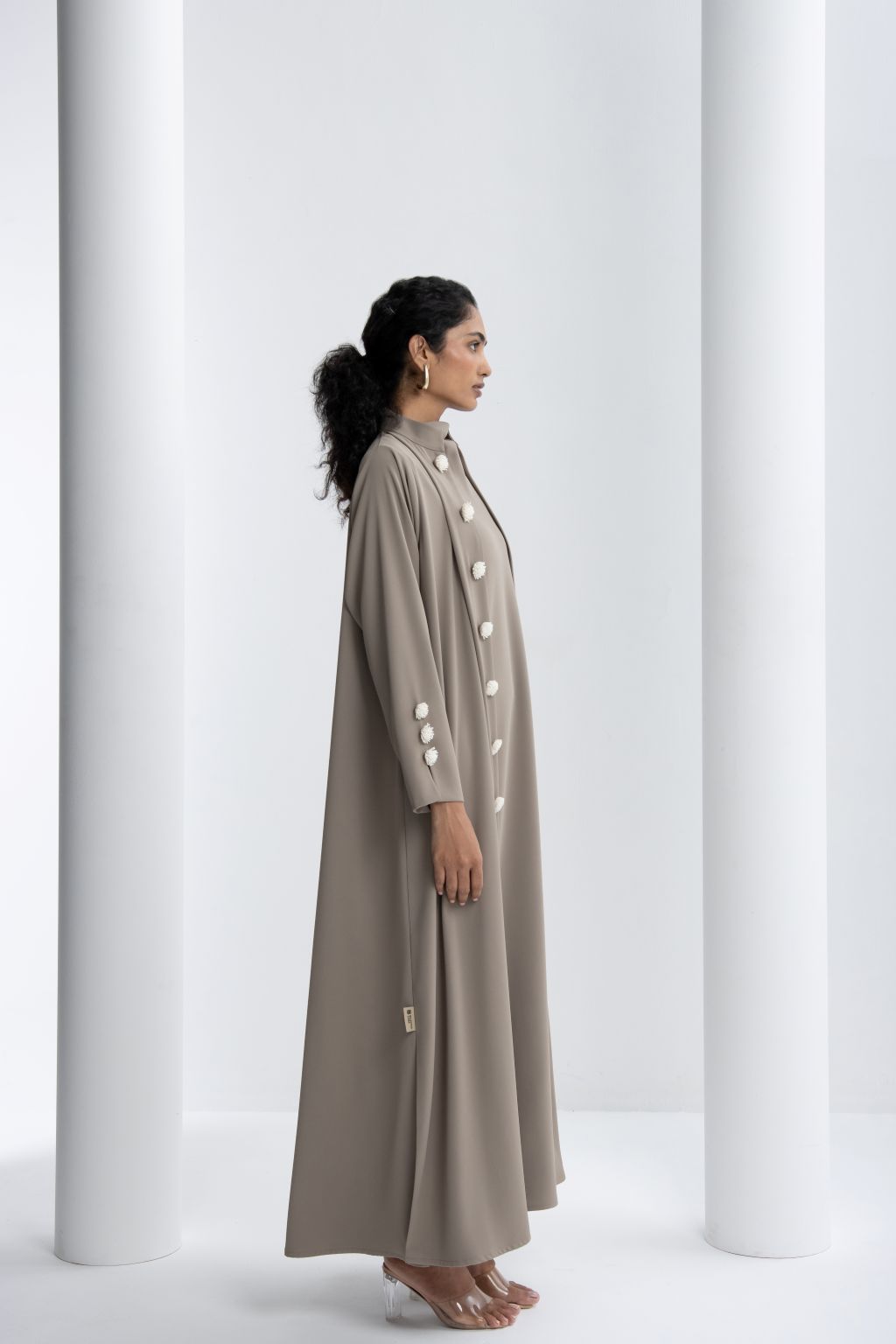 Sideleaf Pearl Abaya