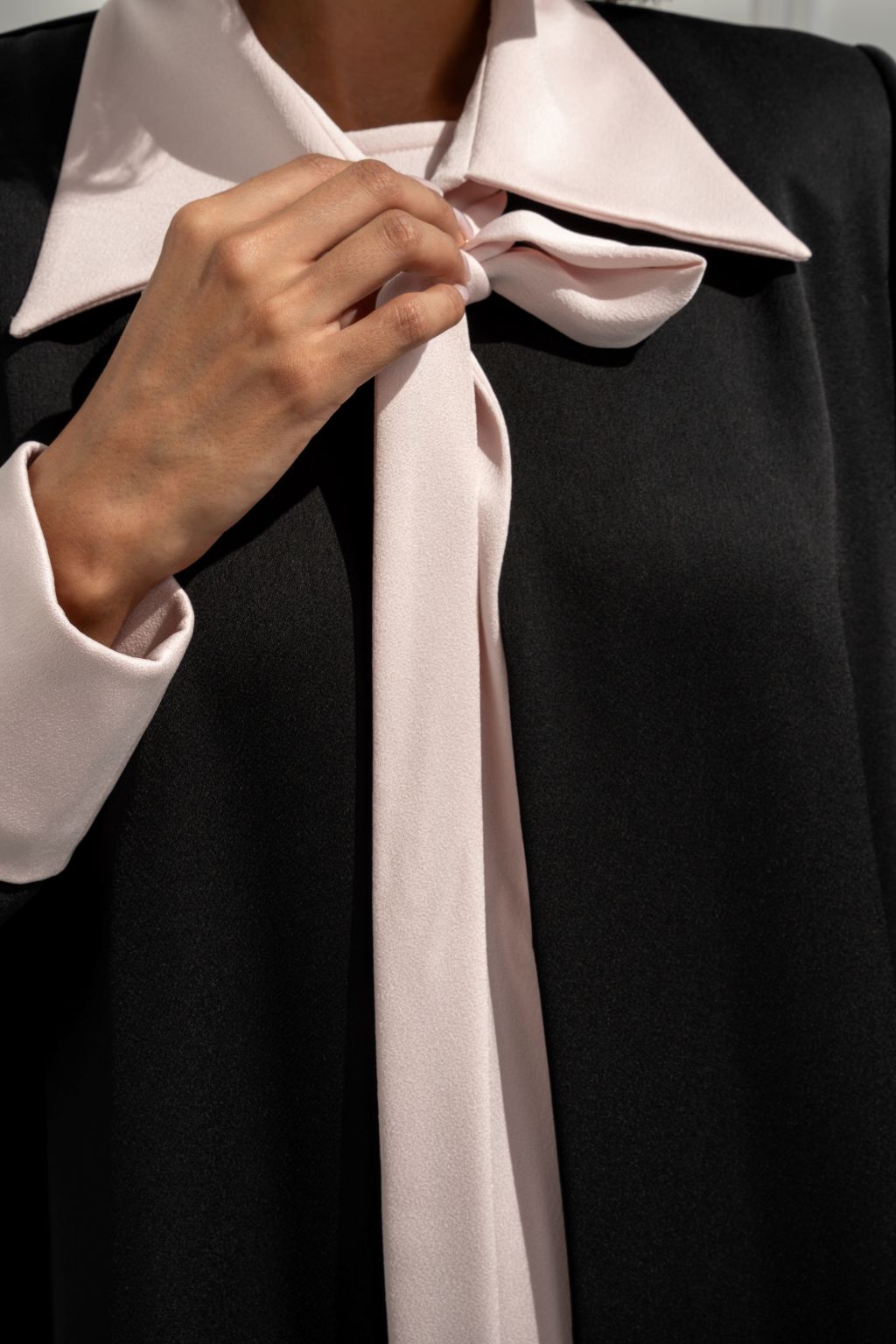 Selected Lines High Quality Modest Fashion Outfit in Black with Elegant Pink Tie Collar Design