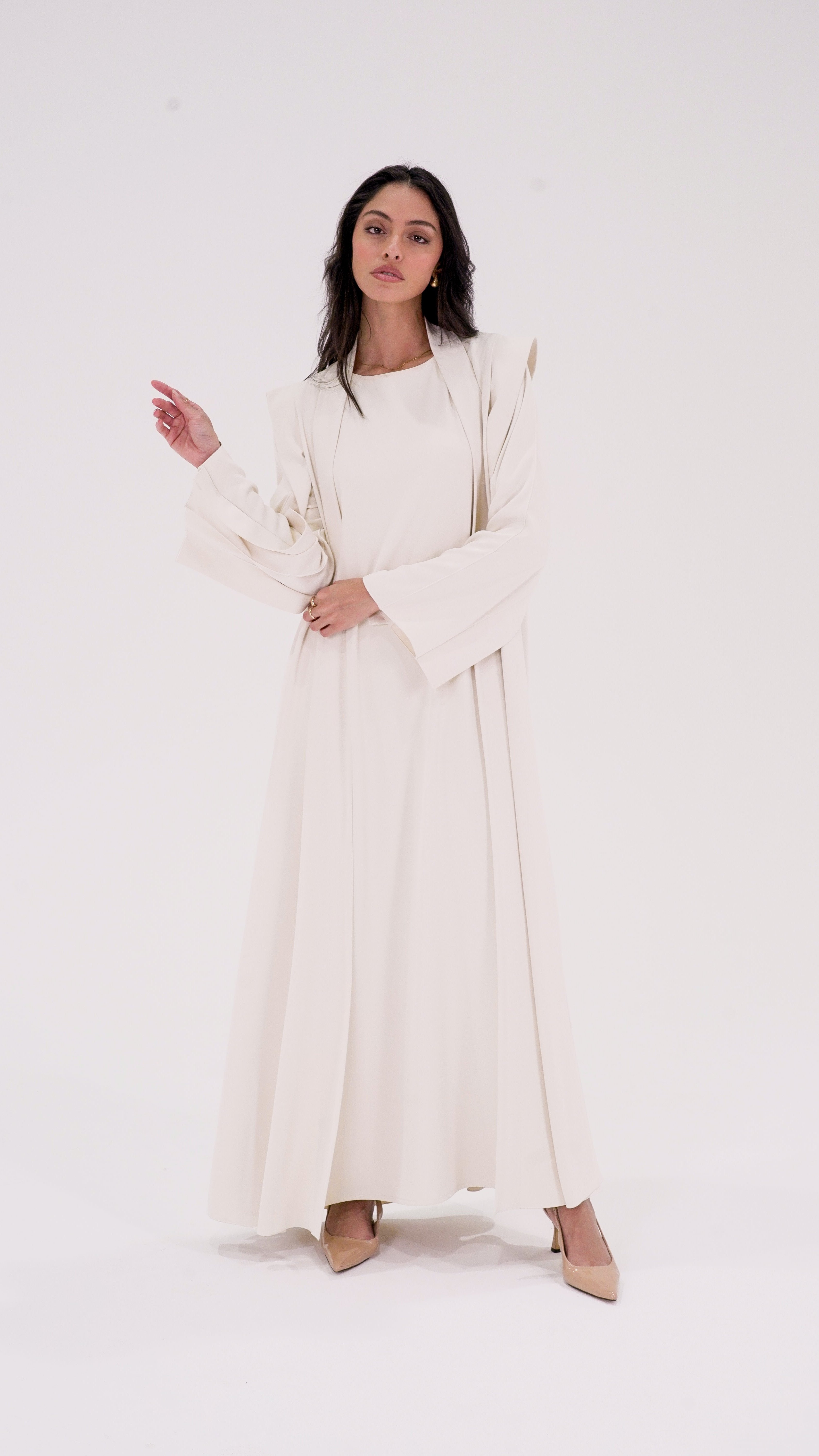 Elegant high quality shoulder abaya in soft cream fabric with stylish bell sleeves