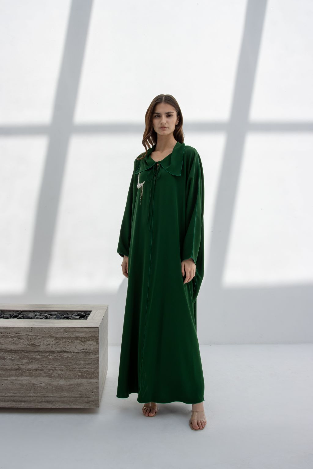 Selected Lines Radaman Dress 2025 in green featuring a relaxed fit and elegant design